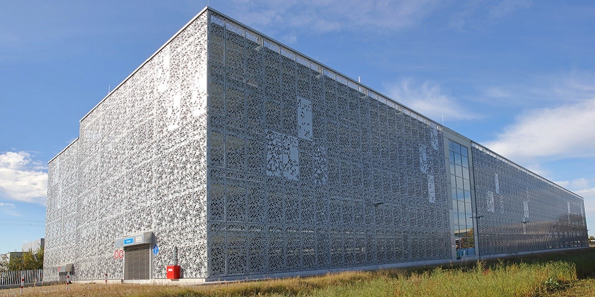 Perforerte plater og coil - ASTRUP har materialene!